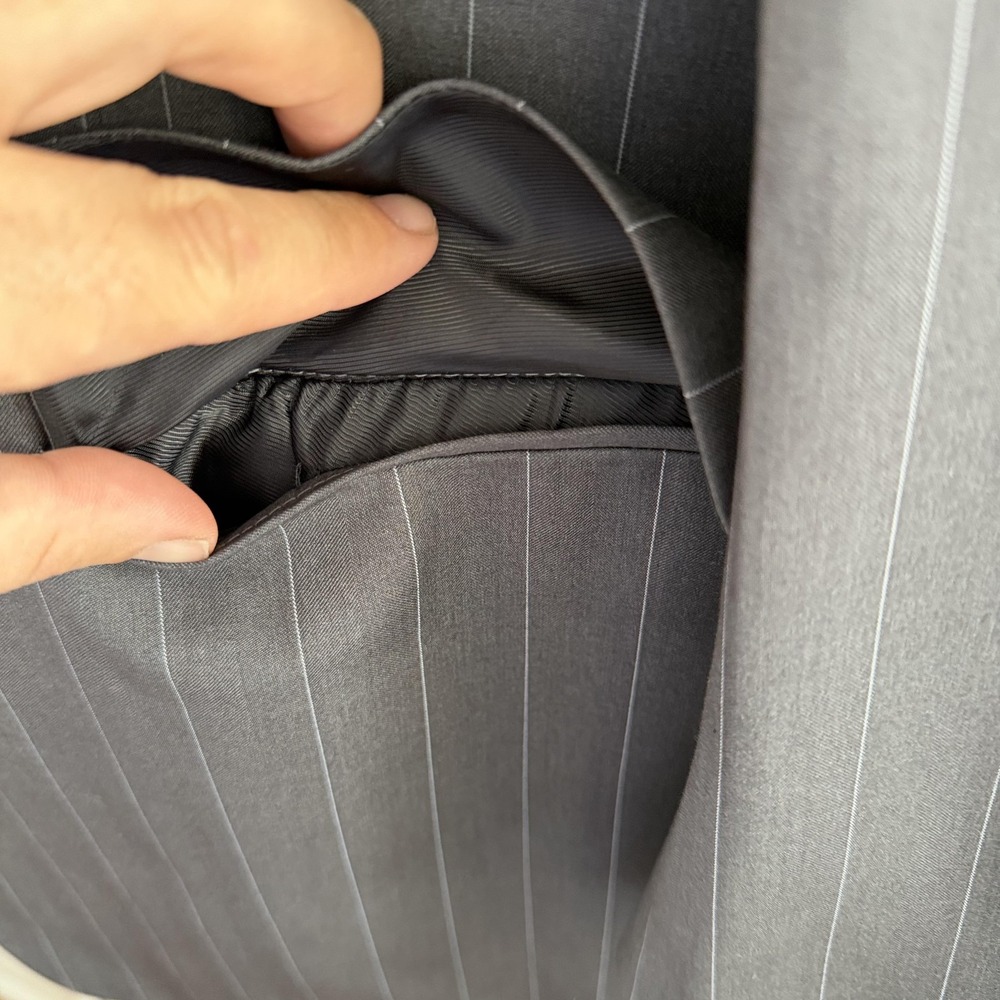 Insignia Collezione Gray Pinstripe Three Button Sport Coat Blazer Men's 44R - Picture 11 of 16